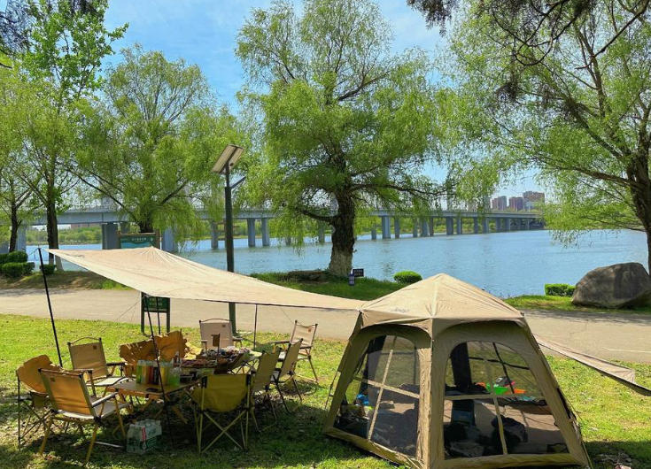 1765160007491822.jpg 露营.jpg