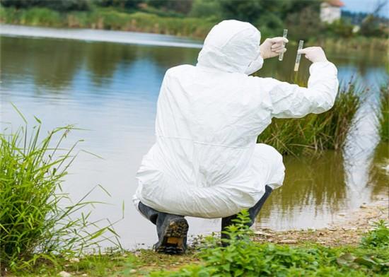 1765506576116721.jpeg 水质检测户外.jpeg