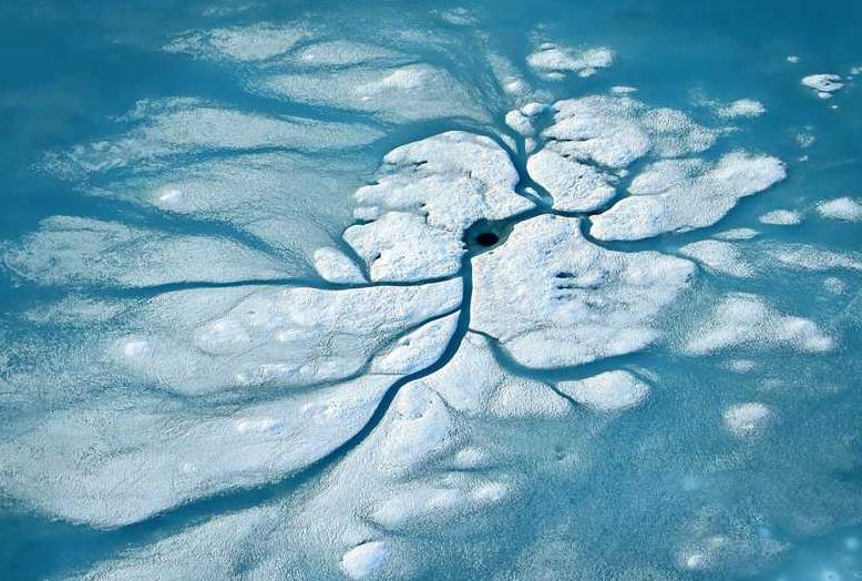 1766021931729560.jpg 浮冰.jpg