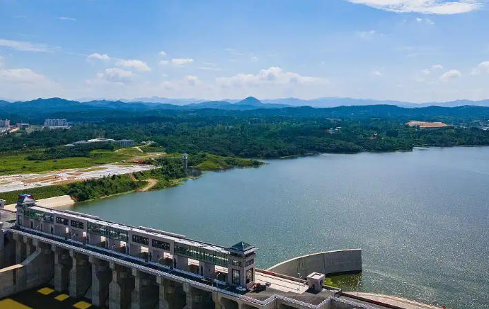 1775612624987751.jpg 水电站.jpg